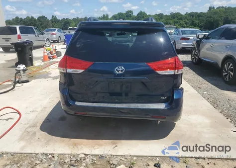 2012 Toyota Sienna Xle из США, поврежденный, VIN 5TDYK3DC6CS224572